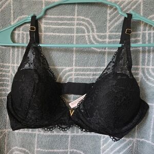VS Lace Bra
